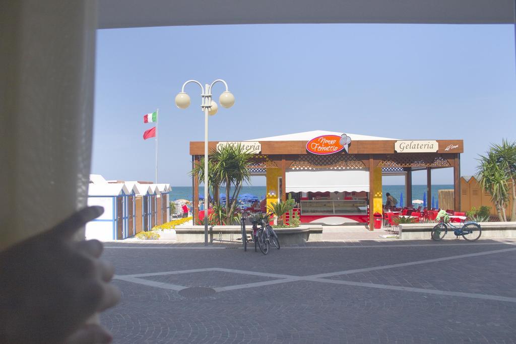 Bianchi Hotel & Residence Porto Recanati Pokoj fotografie